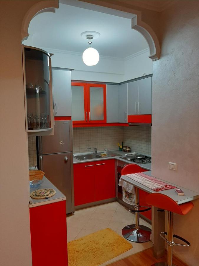 Apartament Egzoni City Center Apartment Berat Exterior photo